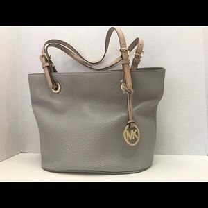 Micheal Kors soft leather cream/beige handbag!